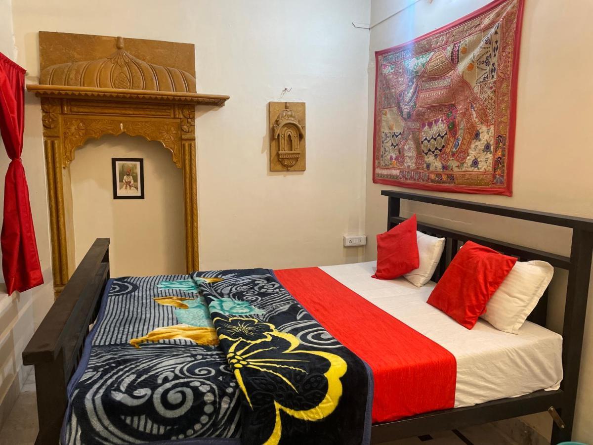 Hotel Dilbar Safari Джайсалмер Екстериор снимка