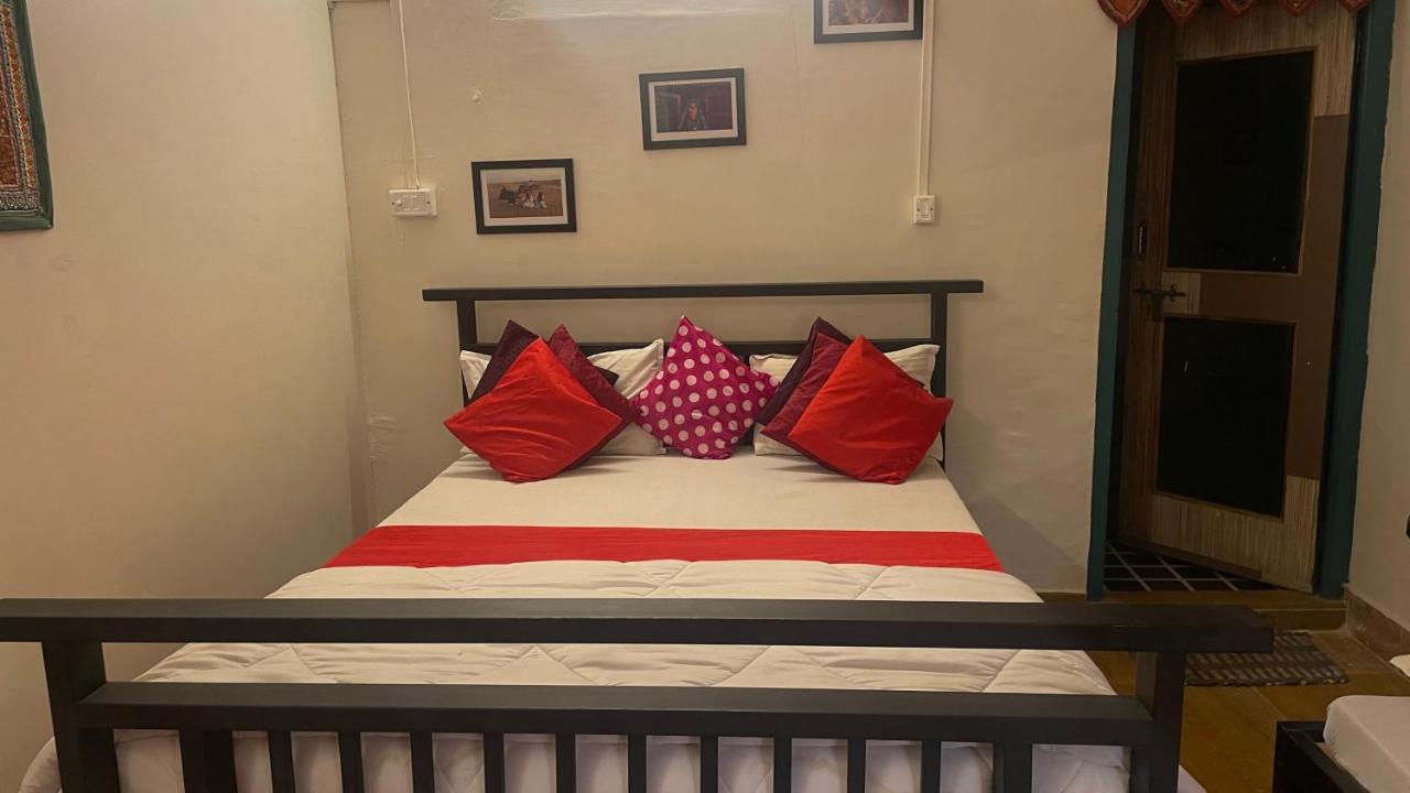 Hotel Dilbar Safari Джайсалмер Екстериор снимка